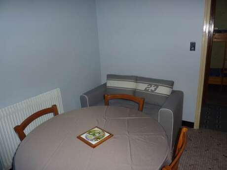 APPARTEMENT AVEC UN JARDIN