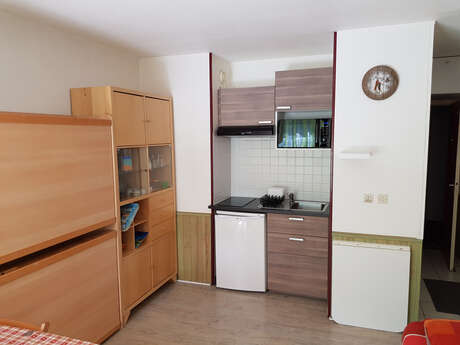 STUDIO DANS RÉSIDENCE AYRÉ