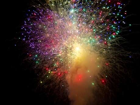 Grand bal et spectacle pyrosymphonique à Balnéa