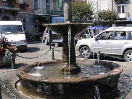 FONTAINE DE LA MAIRIE