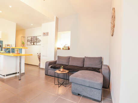 APPARTEMENT DANS RÉSIDENCE D'ANGLETERRE
