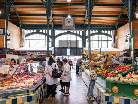 HALLES