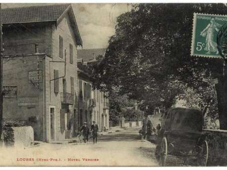 ANCIENNE STATION THERMALE BARBAZAN-LOURES