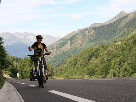 DECOUVERTE DU PAYS TOY E-BIKE