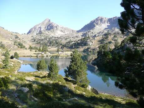 LAC ET REFUGE DE BASTAN