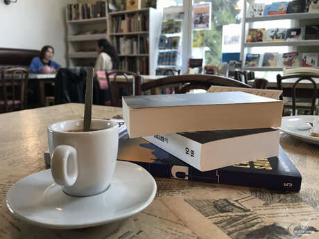 LE KAIRN BISTRO-LIBRAIRIE