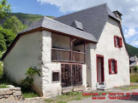 LA MAISON MEDIEVALE