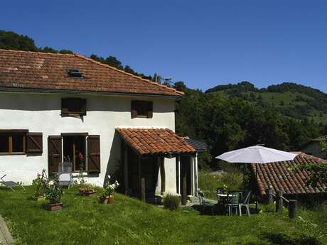 CHAMBRE D'HÔTES "AU VIEUX LOGIS"