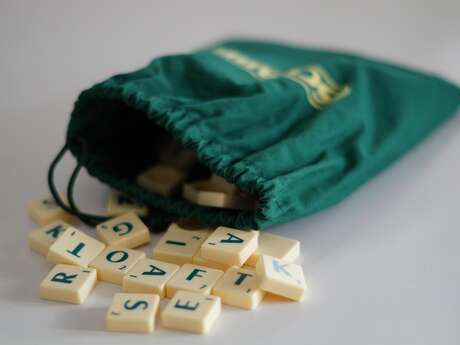Belote/Scrabble/jeu surprise