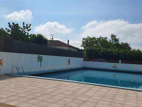 PISCINE EN PLEIN AIR D'AIGNAN