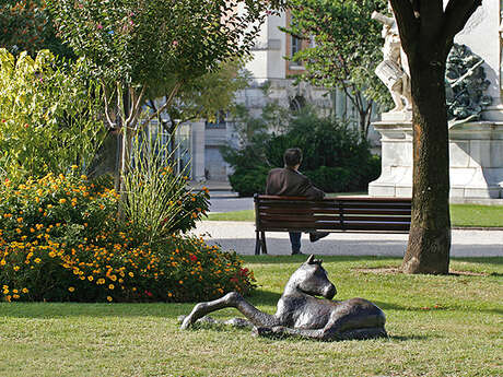 LES STATUES MODERNES