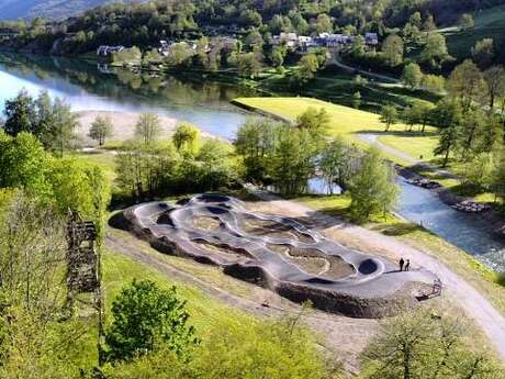 PUMPTRACK