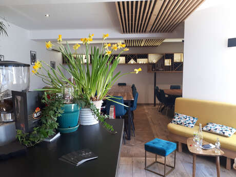 LE BISTROT