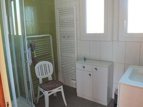 CHEZ JEANNE