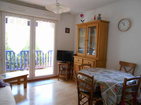 APPARTEMENT DANS RÉSIDENCE CLOS SAINT-MICHEL
