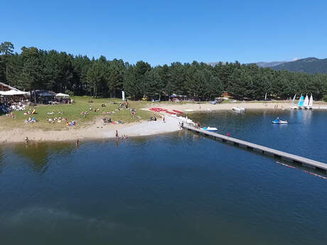 CAMPING CAR PARK LAC DE MATEMALE