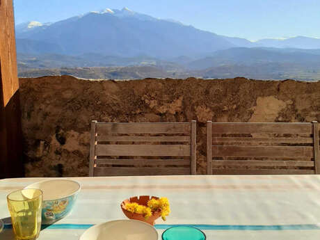 LA TERRASSE D'EUS