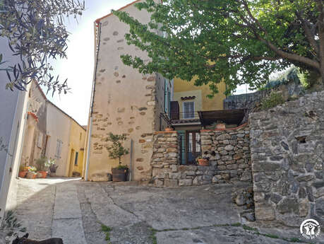 CASA LAUREMA