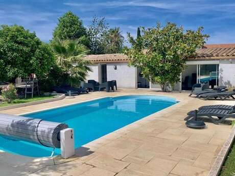 CHEZ LAURENCE OLIVIER