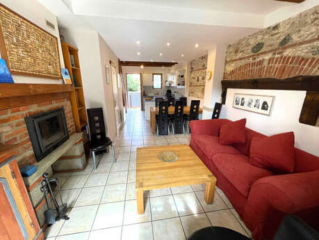 LA MAISON BLEUE - GÎTE DANS ANCIENNE BÂTISSE RÉNOVÉE QUARTIER CALME