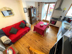 LA MAISON BLANCHE - GÎTE DANS ANCIENNE BÂTISSE RÉNOVÉE QUATIER CALME