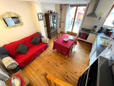 LA MAISON BLANCHE - GÎTE DANS ANCIENNE BÂTISSE RÉNOVÉE QUARTIER CALME