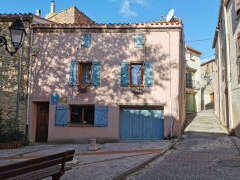 GÎTE AU COEUR DU VILLAGE VITICOLE AVEC TERRASSE