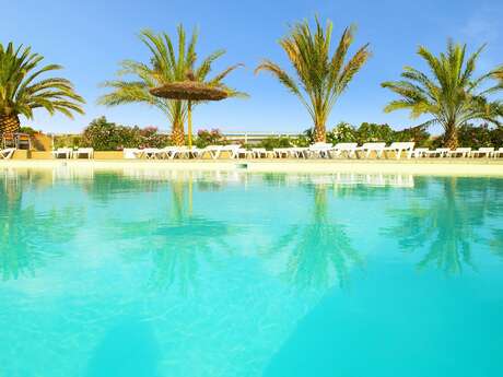 VILLAGE CLUB MILEADE