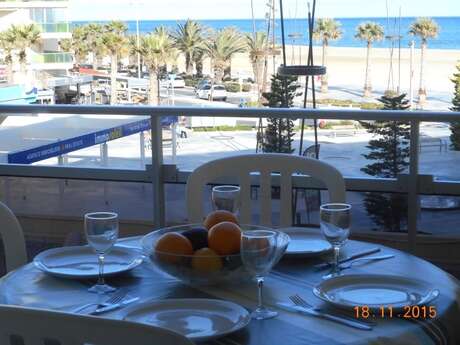 T3 - 2 CHBRES, CLIMATISATION, ACCÈS DIRECT PLAGE, PARKING