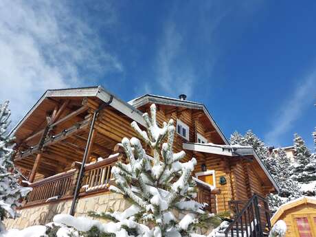 CHALET 12 PERS PYRENEES 2000