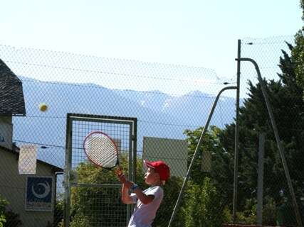 TERRAIN DE TENNIS MUNICIPAL OSSEJA