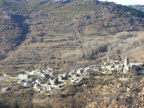 LA VALLÉE DEL FEU (VALLÉE DU FIEF)