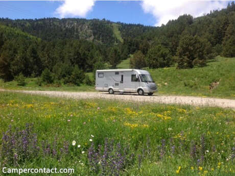 AIRE DE STATIONNEMENT COMMUNALE POUR CAMPING-CARS