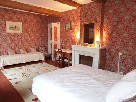 LE MAS PALEGRY, CÔTÉ SALON