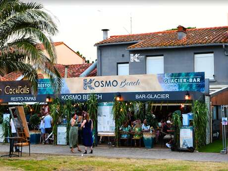KOSMO BEACH