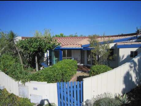 VILLA 566 EN FRONT DE MER