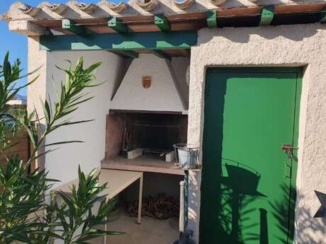 VILLA CLIMATISÉE AVEC PISCINE À 20MIN DE LA MER