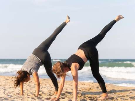 PILATES À LA PLAGE
