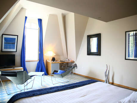 LES CHAMBRES DE CHATEAU VALMY