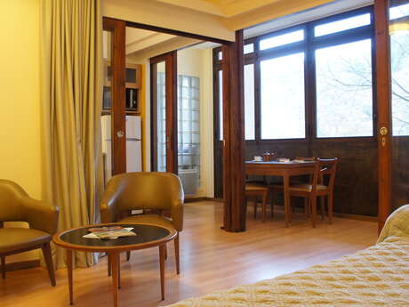 APPARTEMENTS LE LAC & MAMET