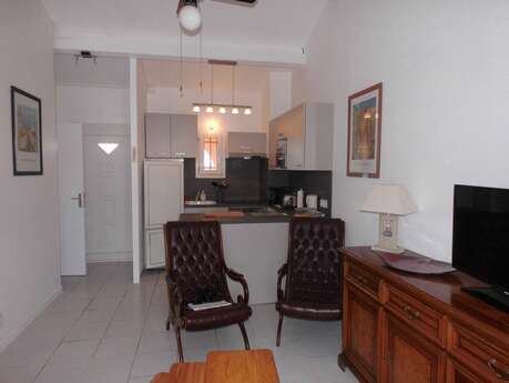 APPARTEMENT 2 PERS. DANS UNE RÉSIDENCE, PROCHE DE LA PLAGE