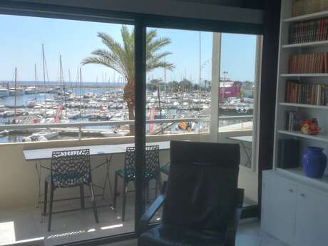 VUE EXCEPTIONNELLE PORT ET MER