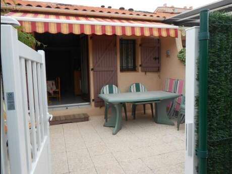 MAISONNETTE DANS RESIDENCE AVEC PISCINE