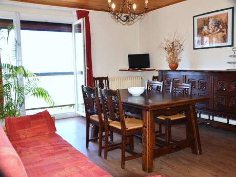 APPARTEMENT CONFORTABLE, PLEIN SUD, PETITE RÉSIDENCE PRIVÉE