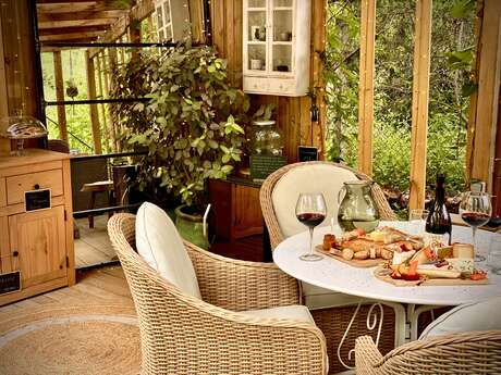 LE CHAT VERT – APPARTEMENTS ADULTS ONLY