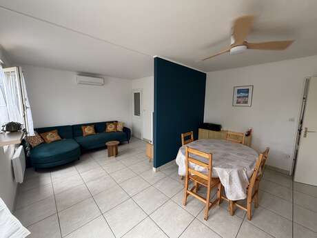 MAISON DE VACANCES À CÔTÉ DE L'ÉTANG ET DE SA RÉSERVE