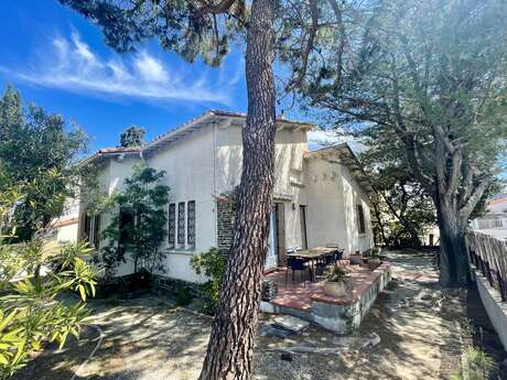 VILLA LES PINS - T7 - 12 PERS.