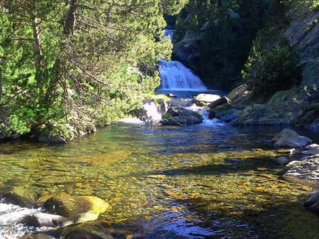 PR 30 - LE SENTIER DES ENCANTADES