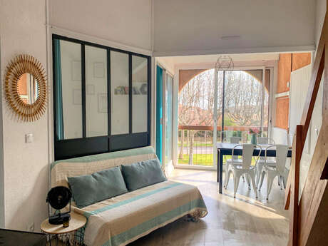 T2 MEZZANINE RÉNOVÉ TOUT CONFORT, PROCHE PLAGE ET MARINA