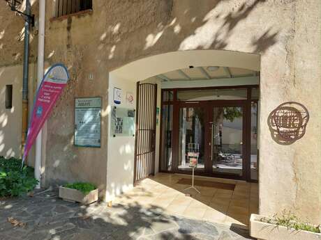 BUREAU D'INFORMATION TOURISTIQUE DE SAINT GENIS DES FONTAINES